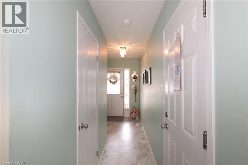 14 BROOKFIELD Crescent, Kitchener, Ontario, N2E0A7 — Photo 16