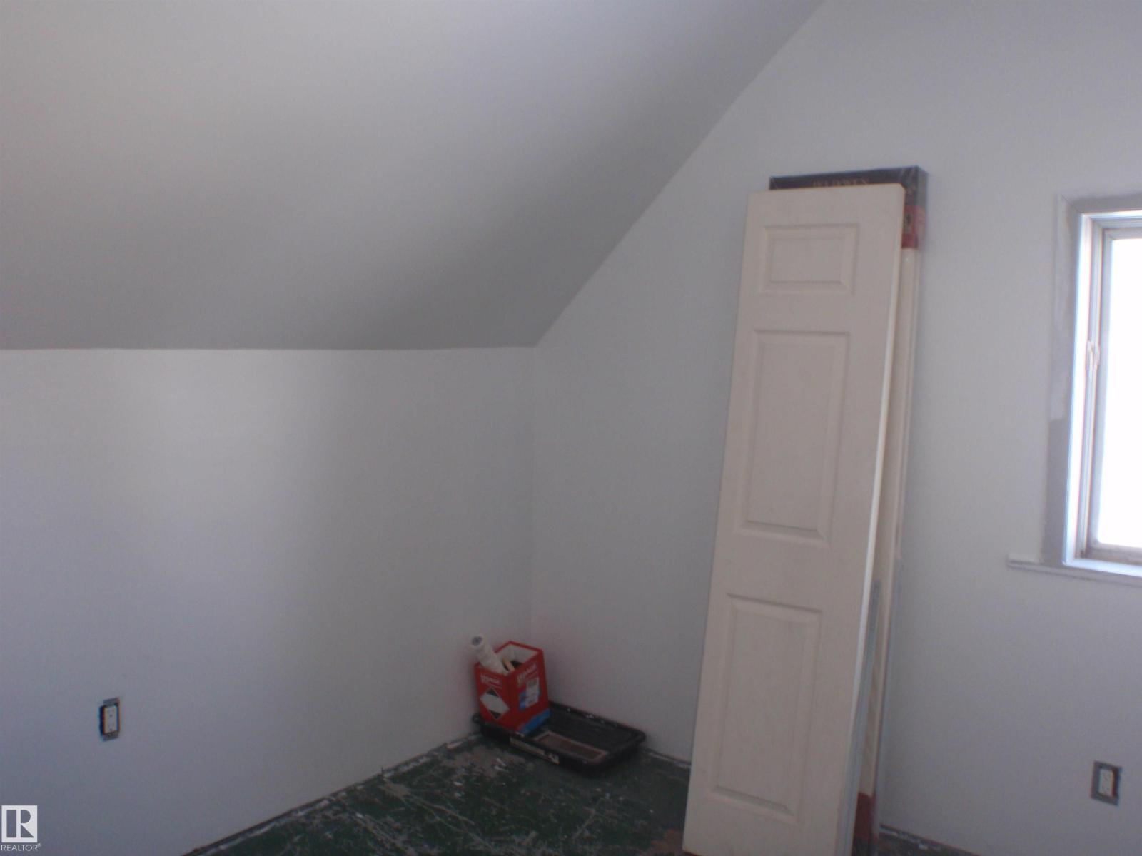 5118 53 ST — photo 24