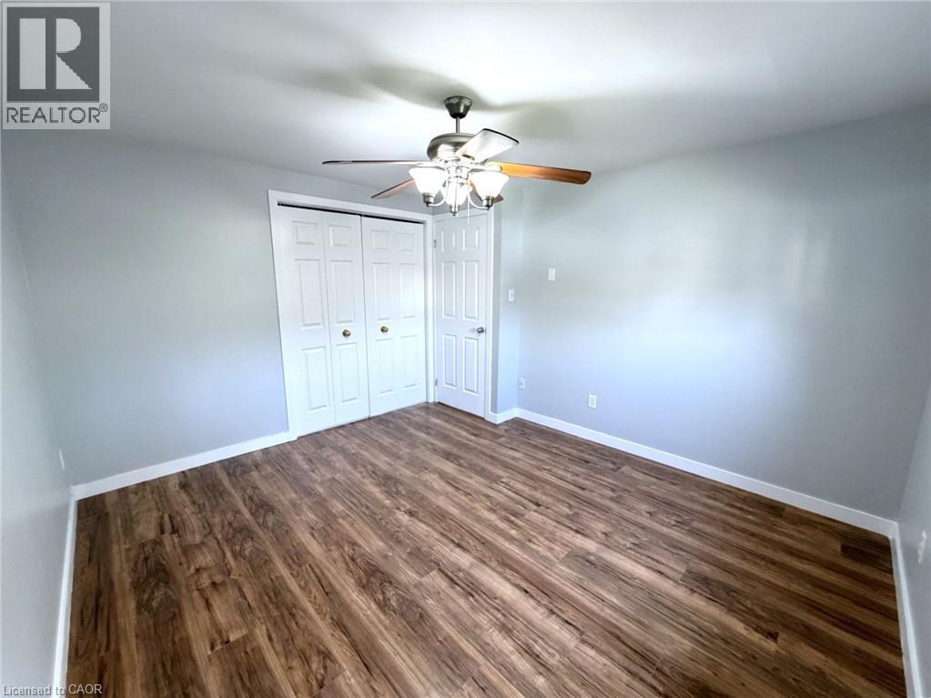 39 CAMROSE Court, Kitchener, Ontario, N2M5J4 — Photo 13