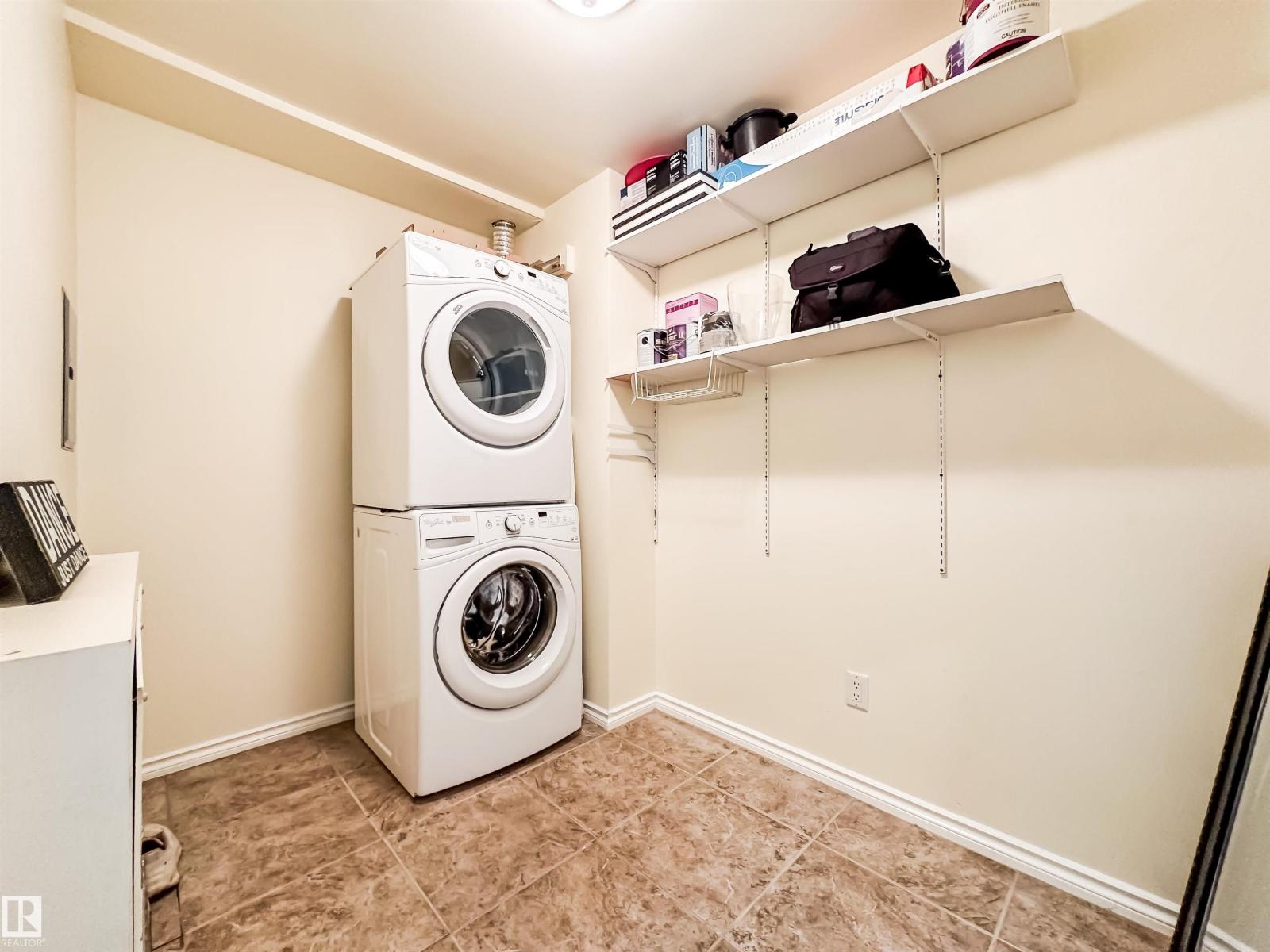 #402 10011 110 ST NW, Edmonton