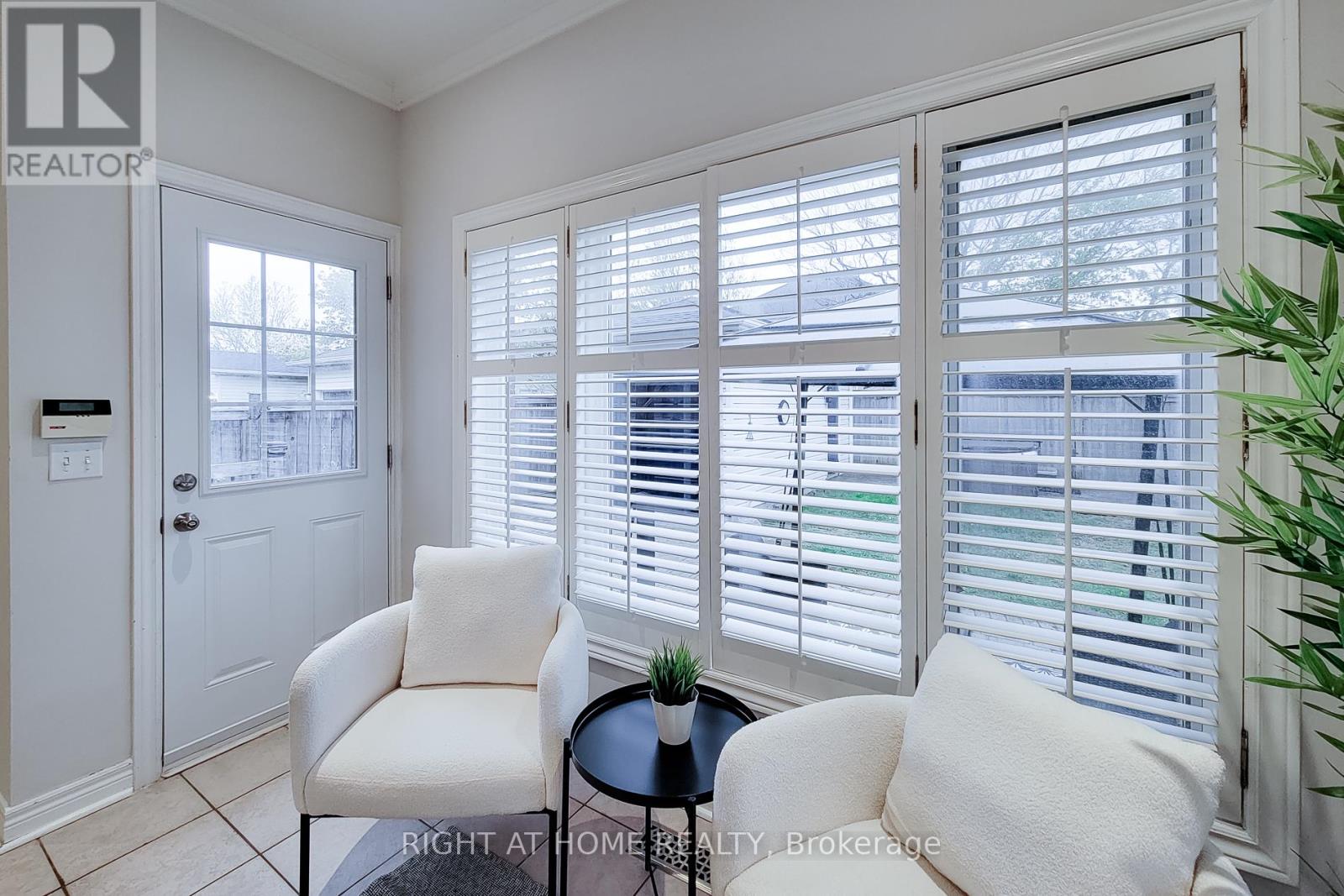 2624 CASTLE HILL CRESCENT - 15