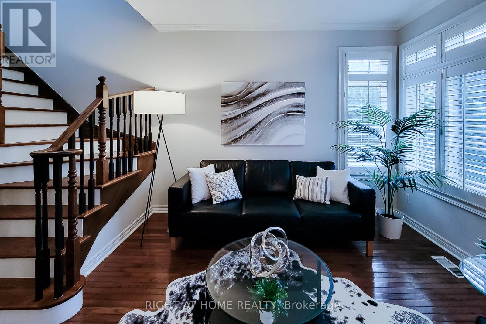 2624 CASTLE HILL CRESCENT - 3