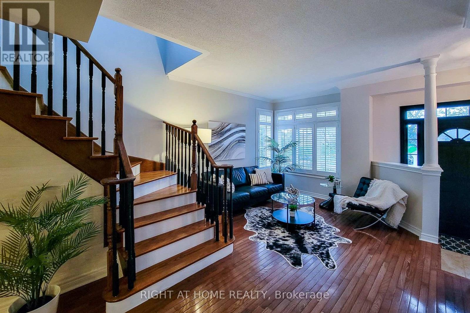 2624 CASTLE HILL CRESCENT - 4