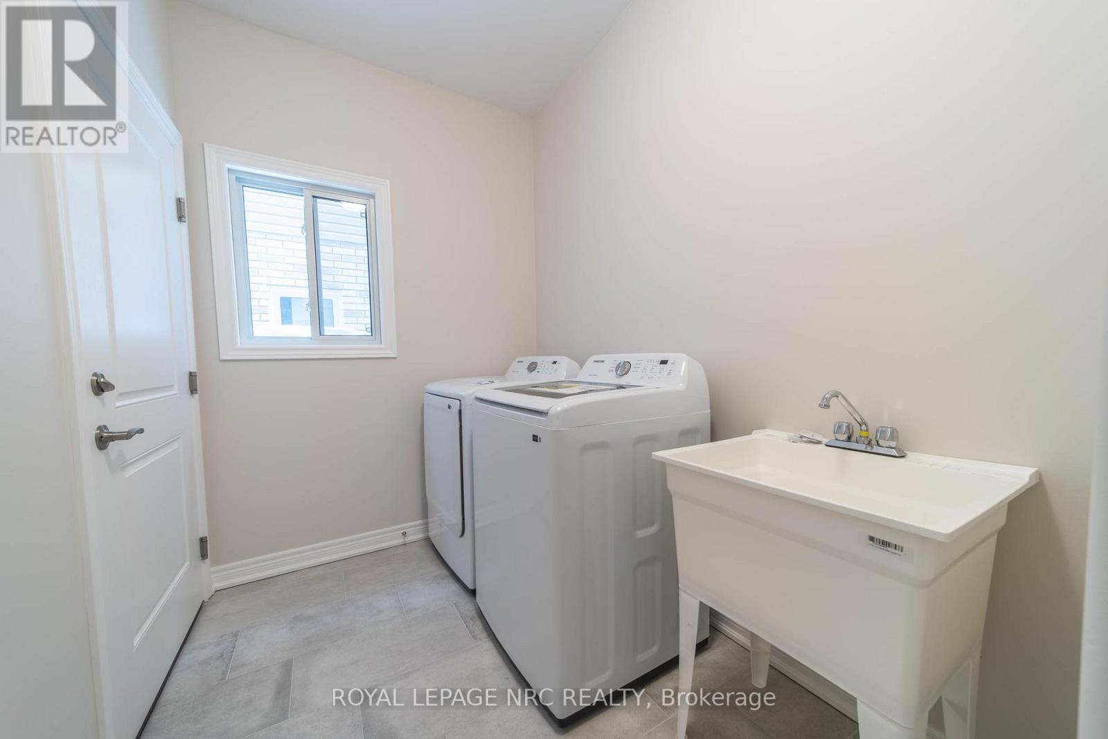 52 WILLSON DRIVE - 17