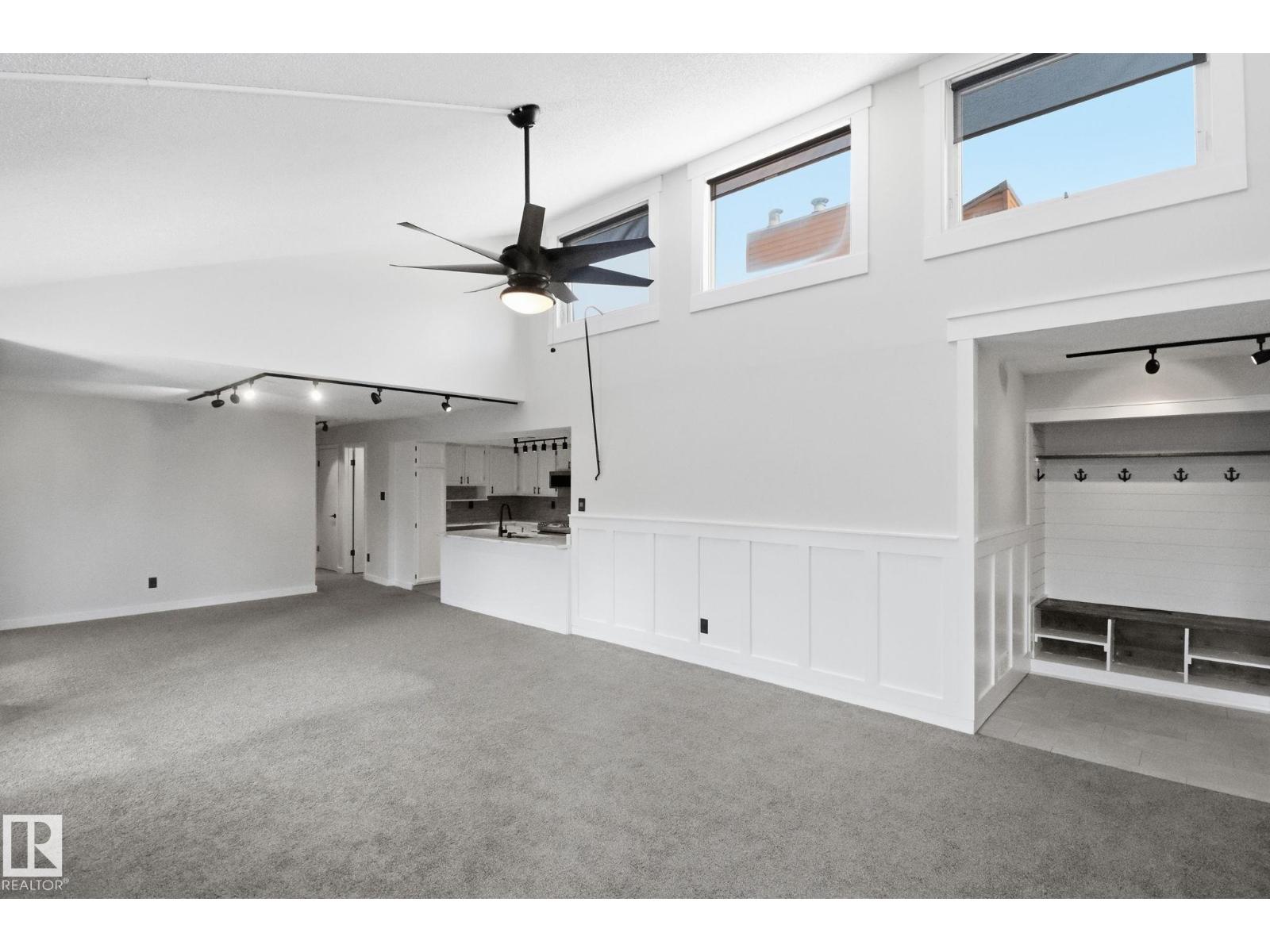 #44 10172 118 ST NW - 2