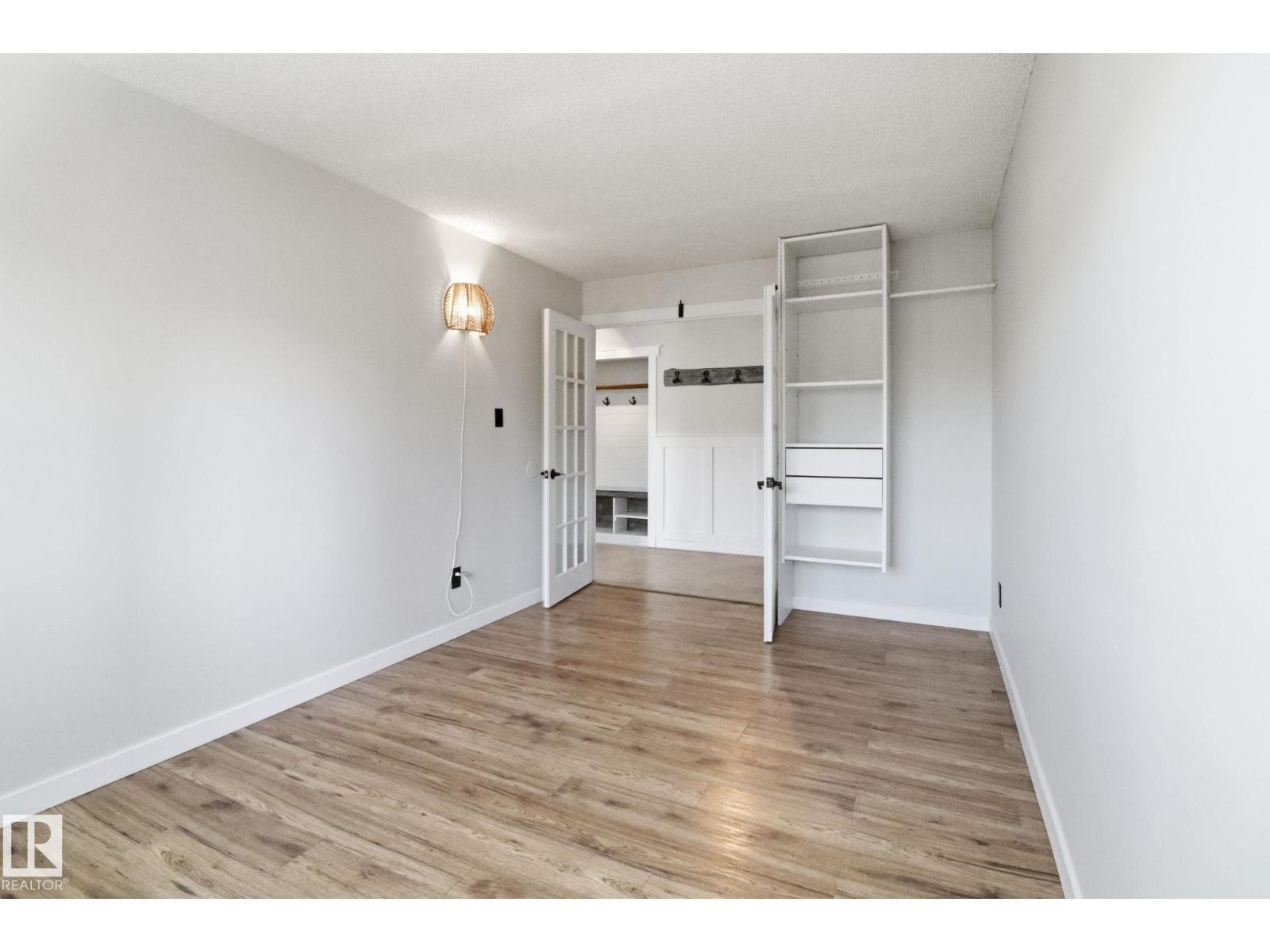 #44 10172 118 ST NW - 38