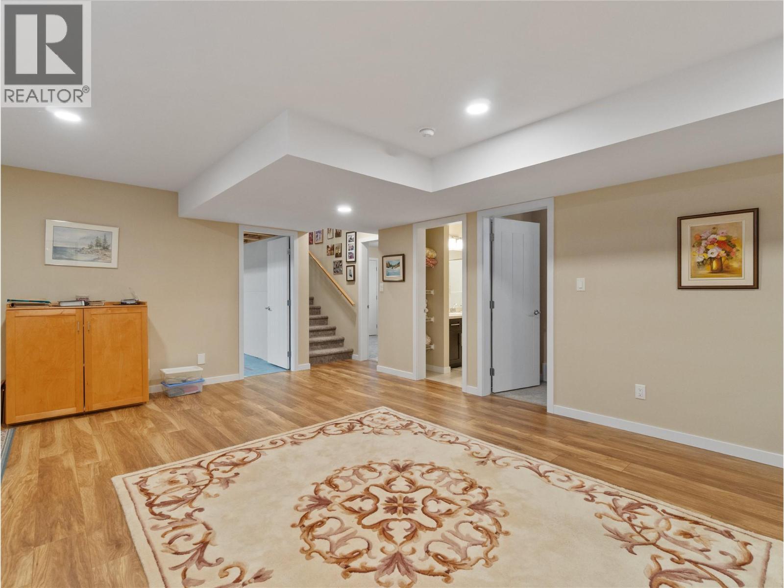 #9 1611 10 Street SW - 34