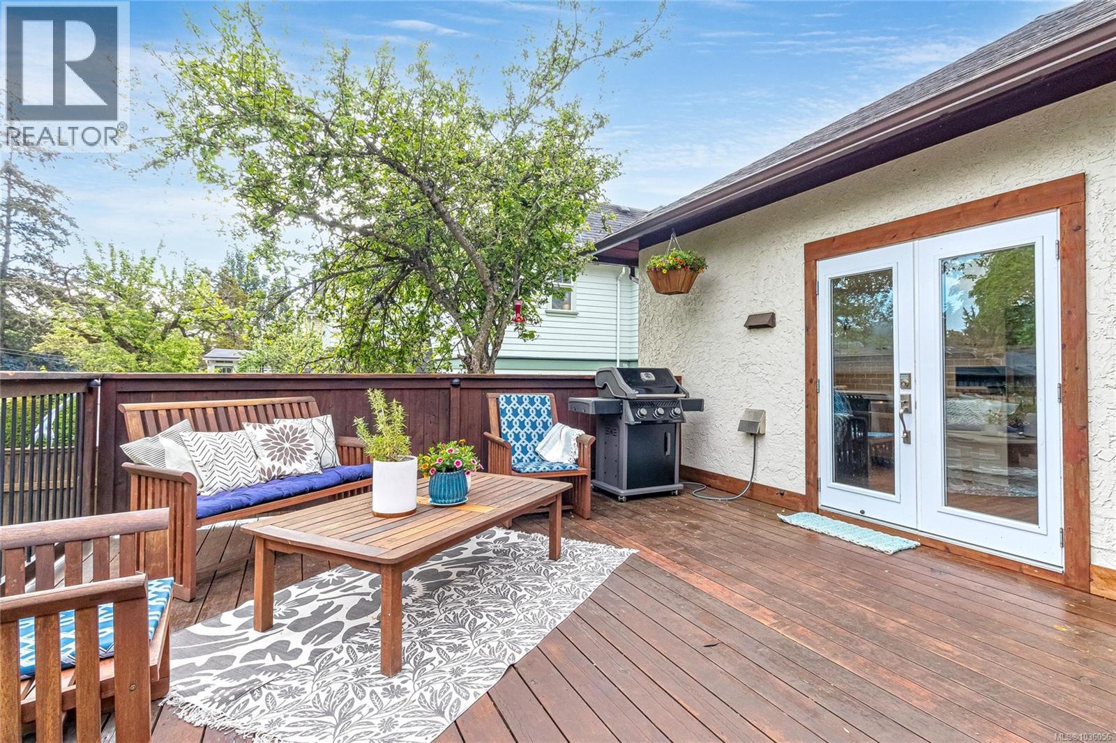 1730 Haultain St - 58