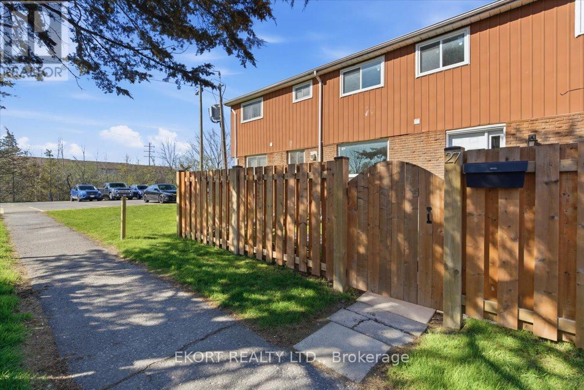 #27 17 TRACEY PARK DRIVE - 1