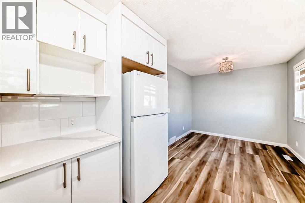 77 Martinbrook Road NE - 13