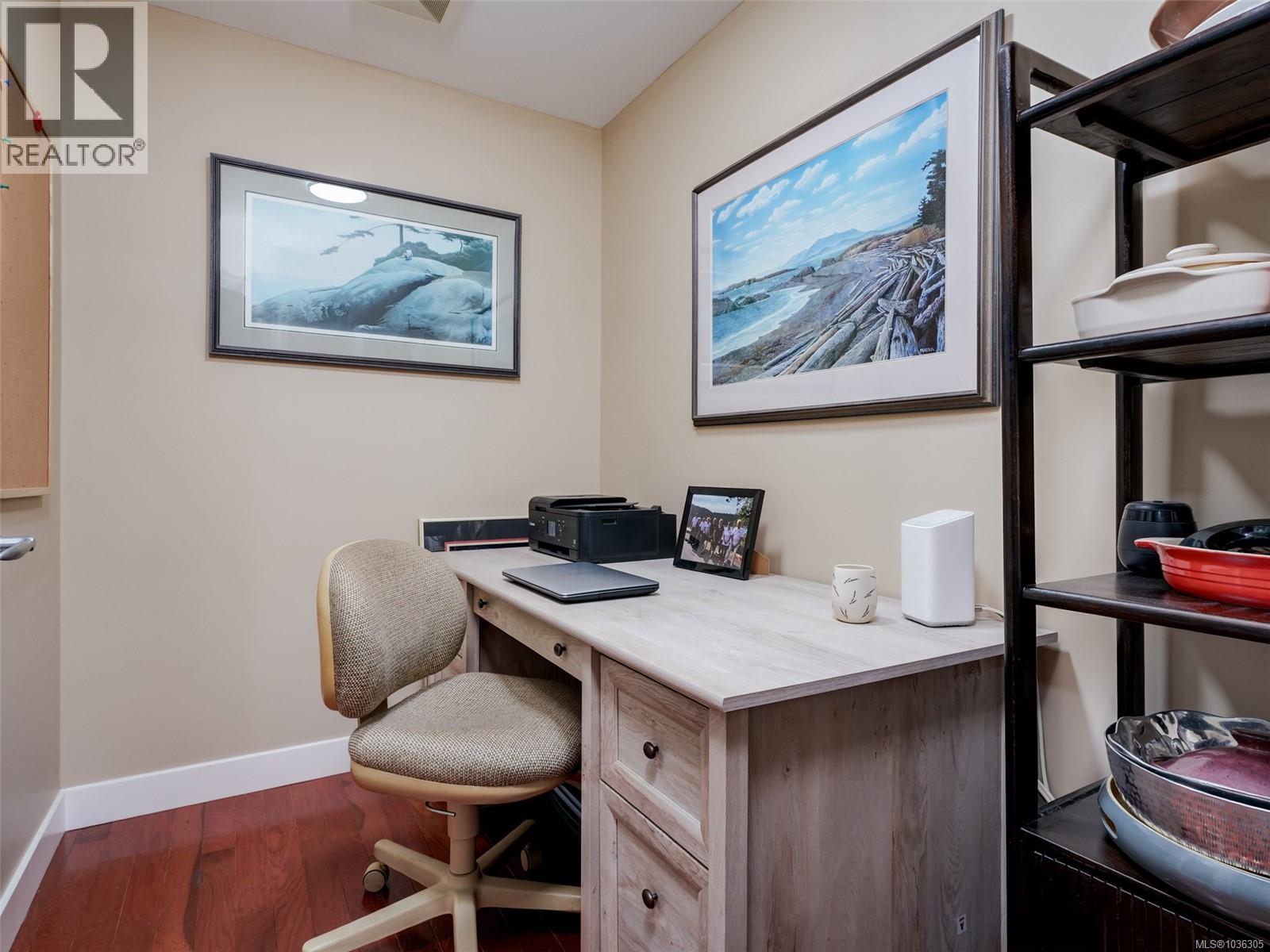 306D 1115 Craigflower Road, Esquimalt