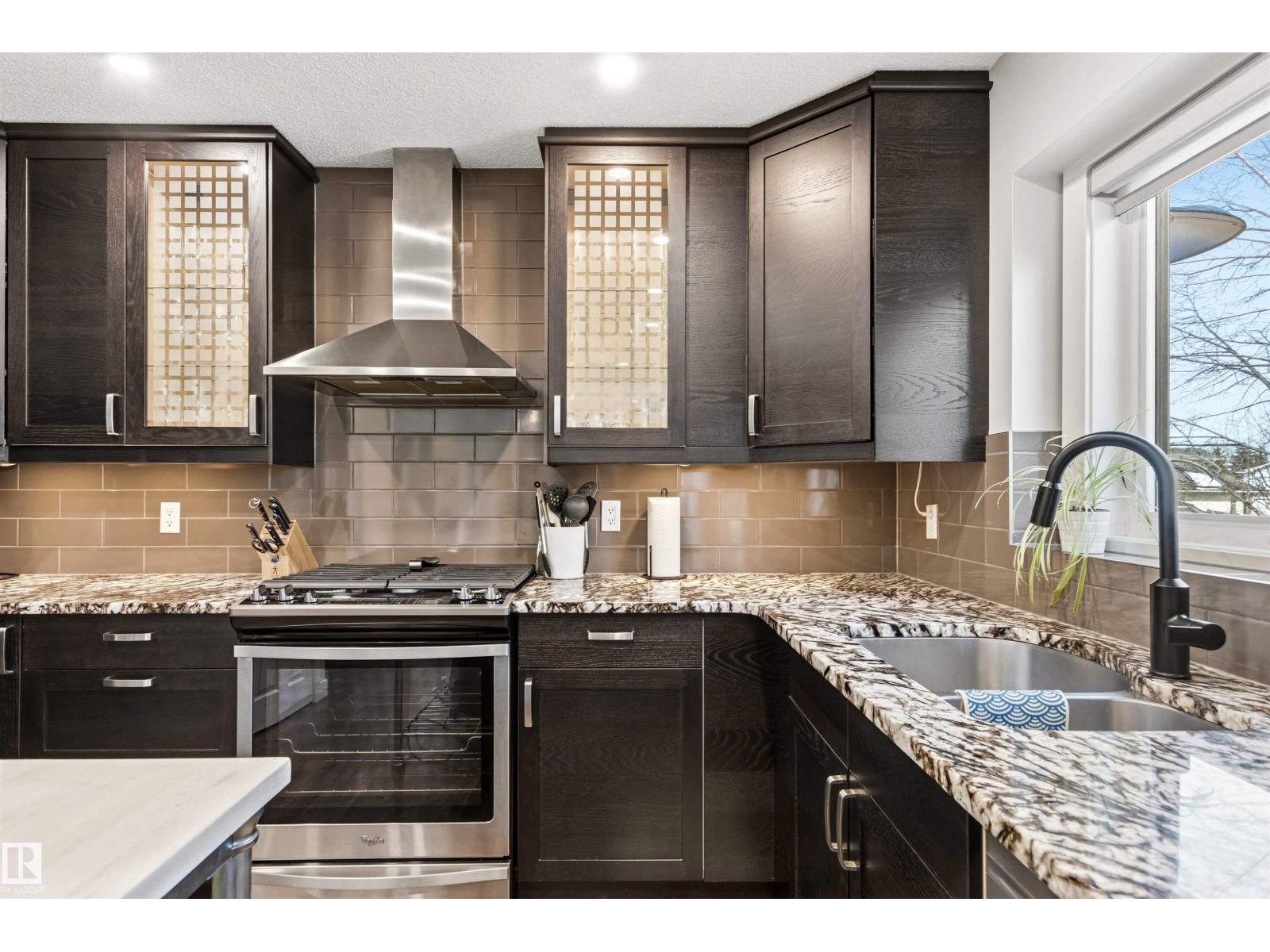 200 FERGUSON PL NW, Edmonton