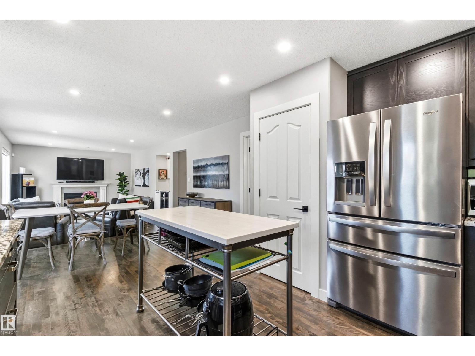200 FERGUSON PL NW, Edmonton