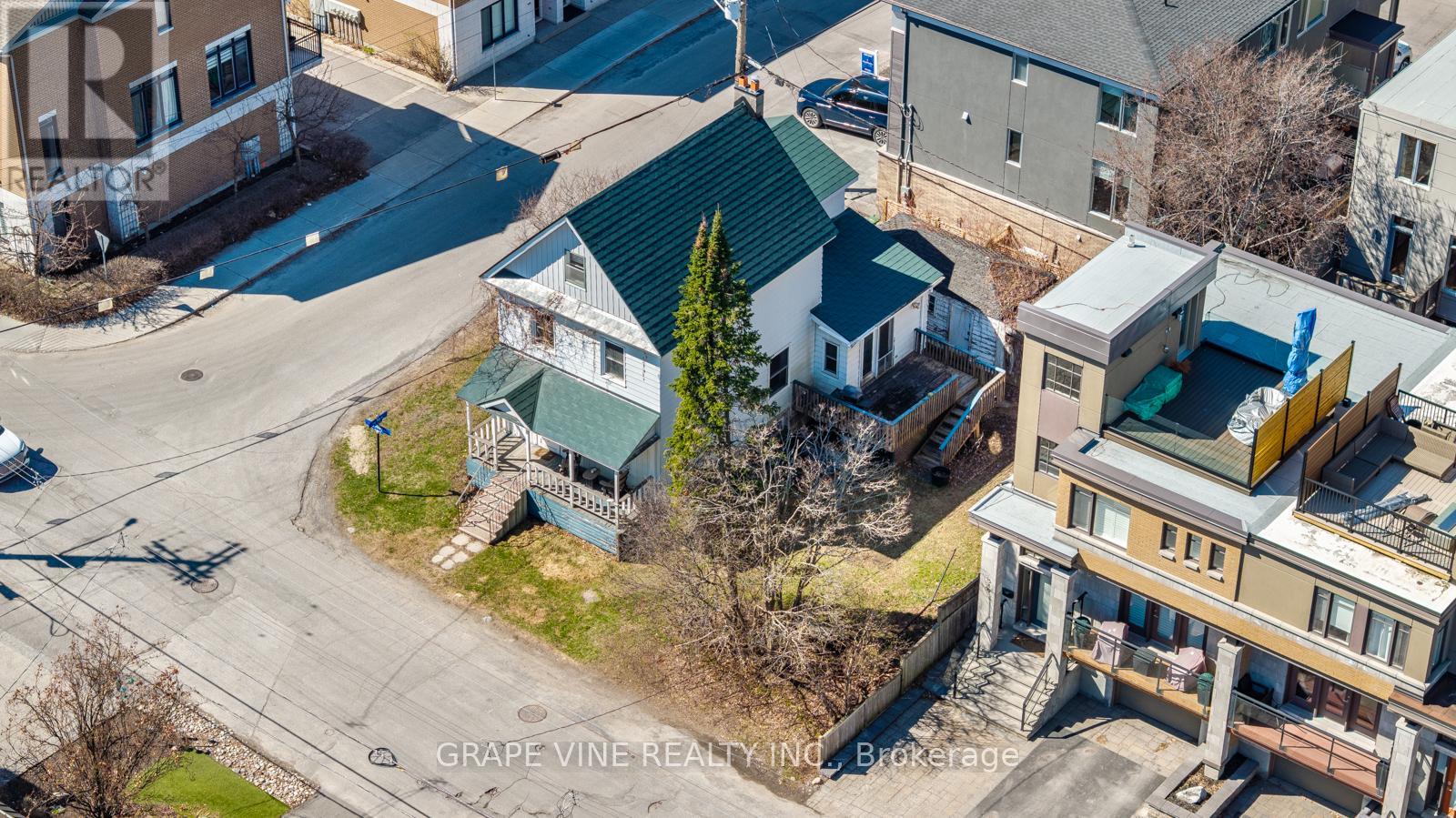 388 BERKLEY AVENUE - 6