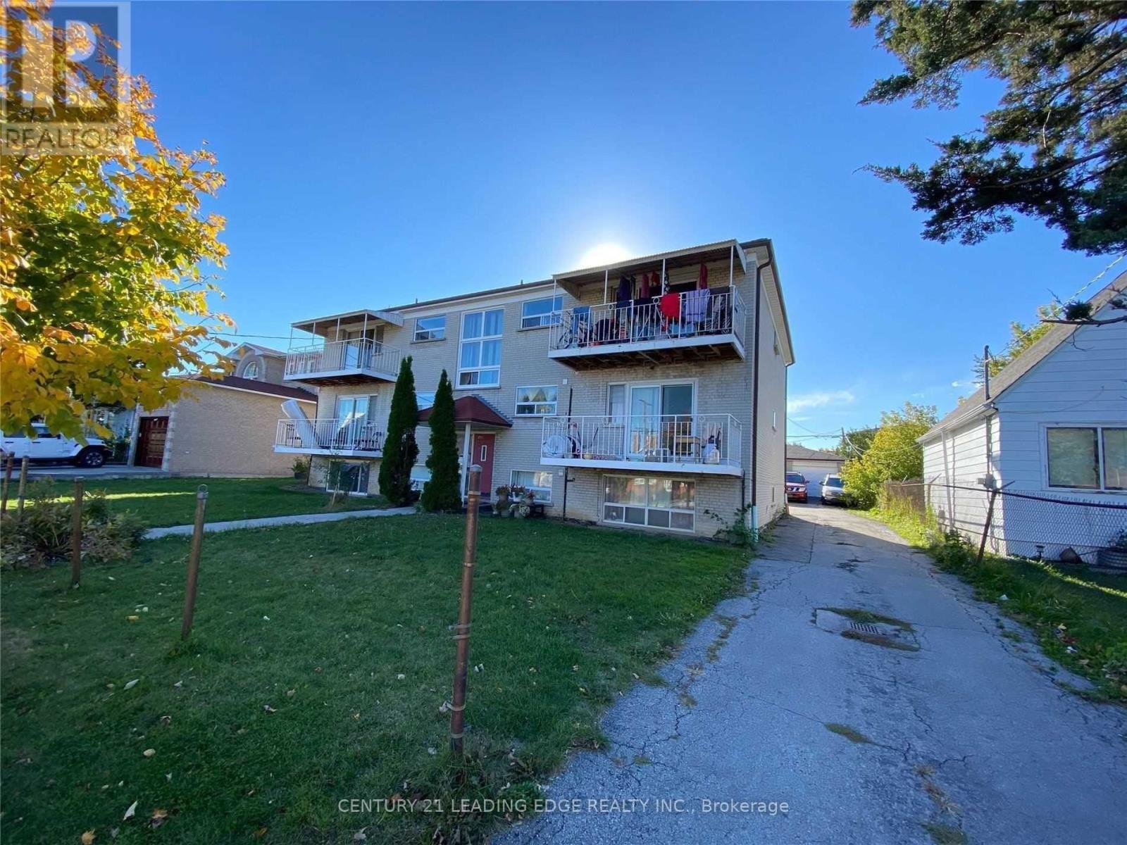 Listing photo of 202 - 108 HUNTINGTON AVENUE