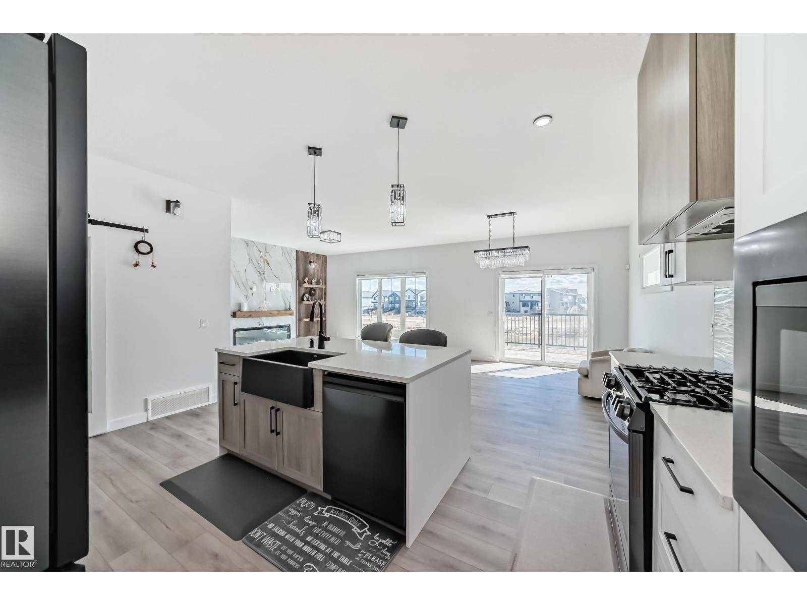 3247 CHERNOWSKI WY SW, Edmonton