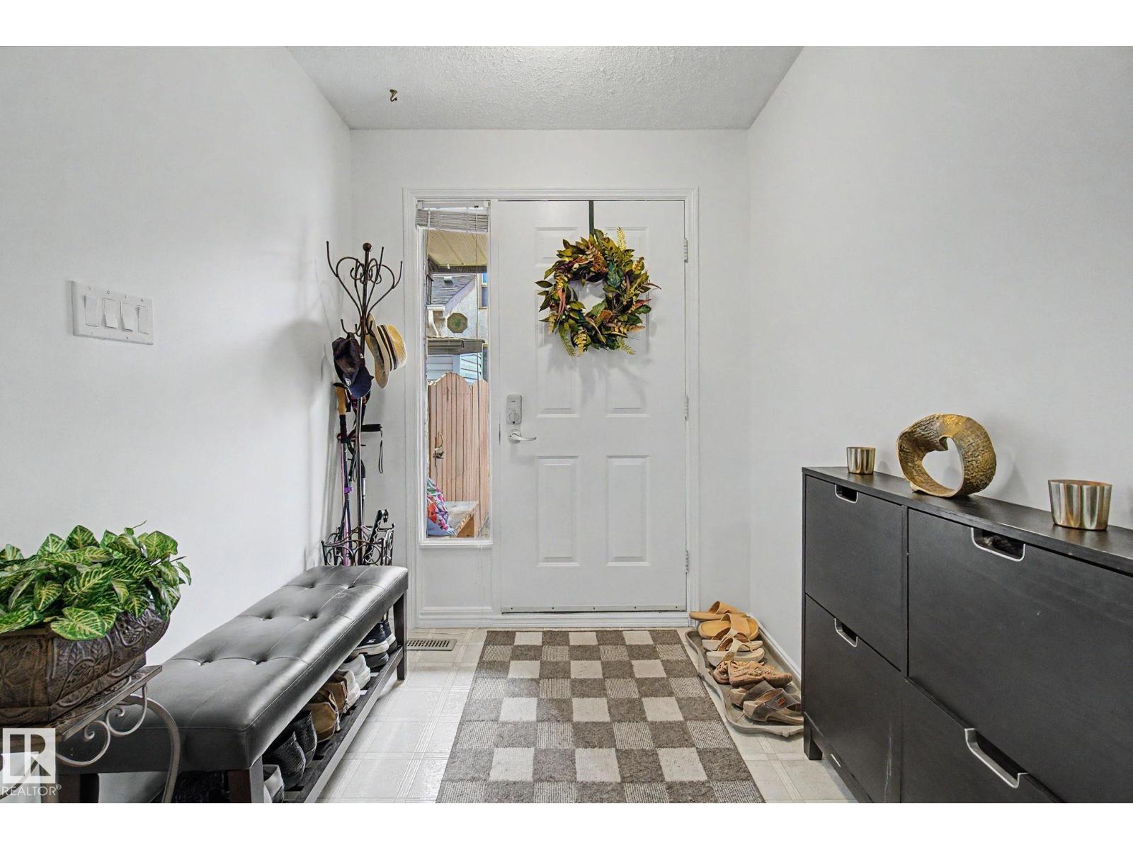 17305 60 AVE NW, Edmonton