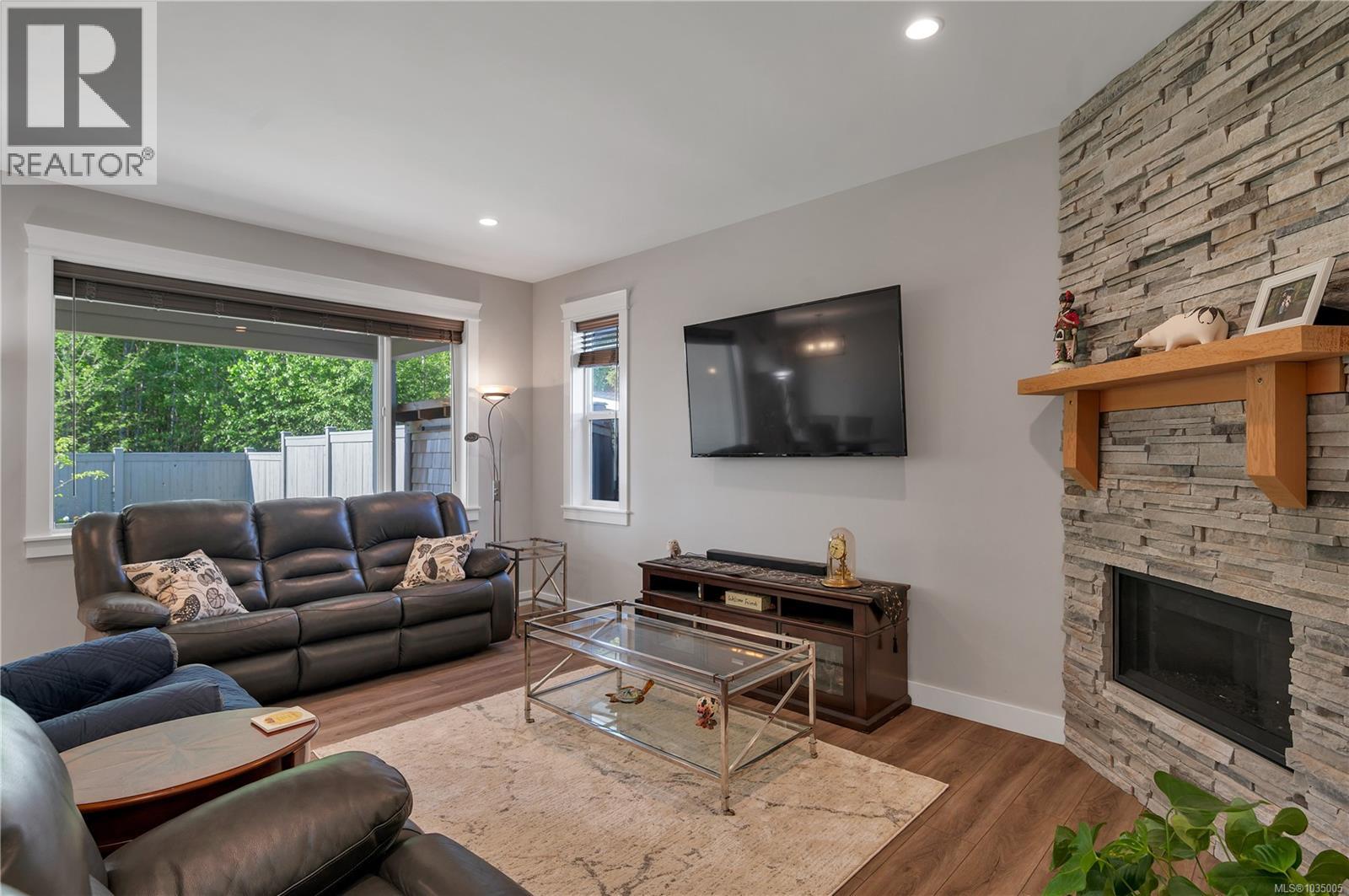 #8 2161 Evergreen Rd - 12