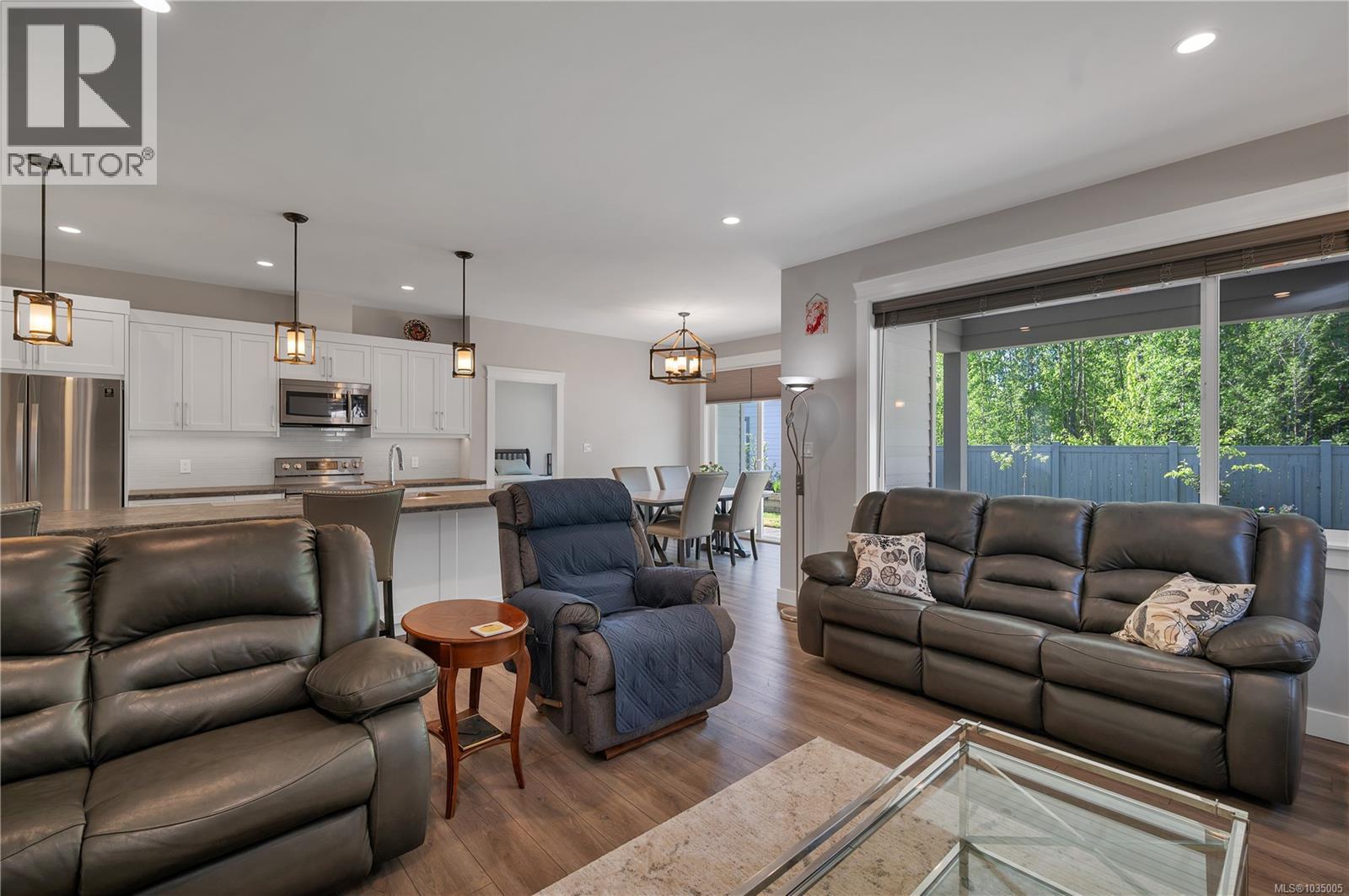 #8 2161 Evergreen Rd - 15