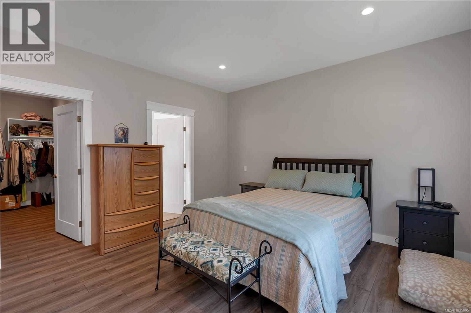 #8 2161 Evergreen Rd - 20