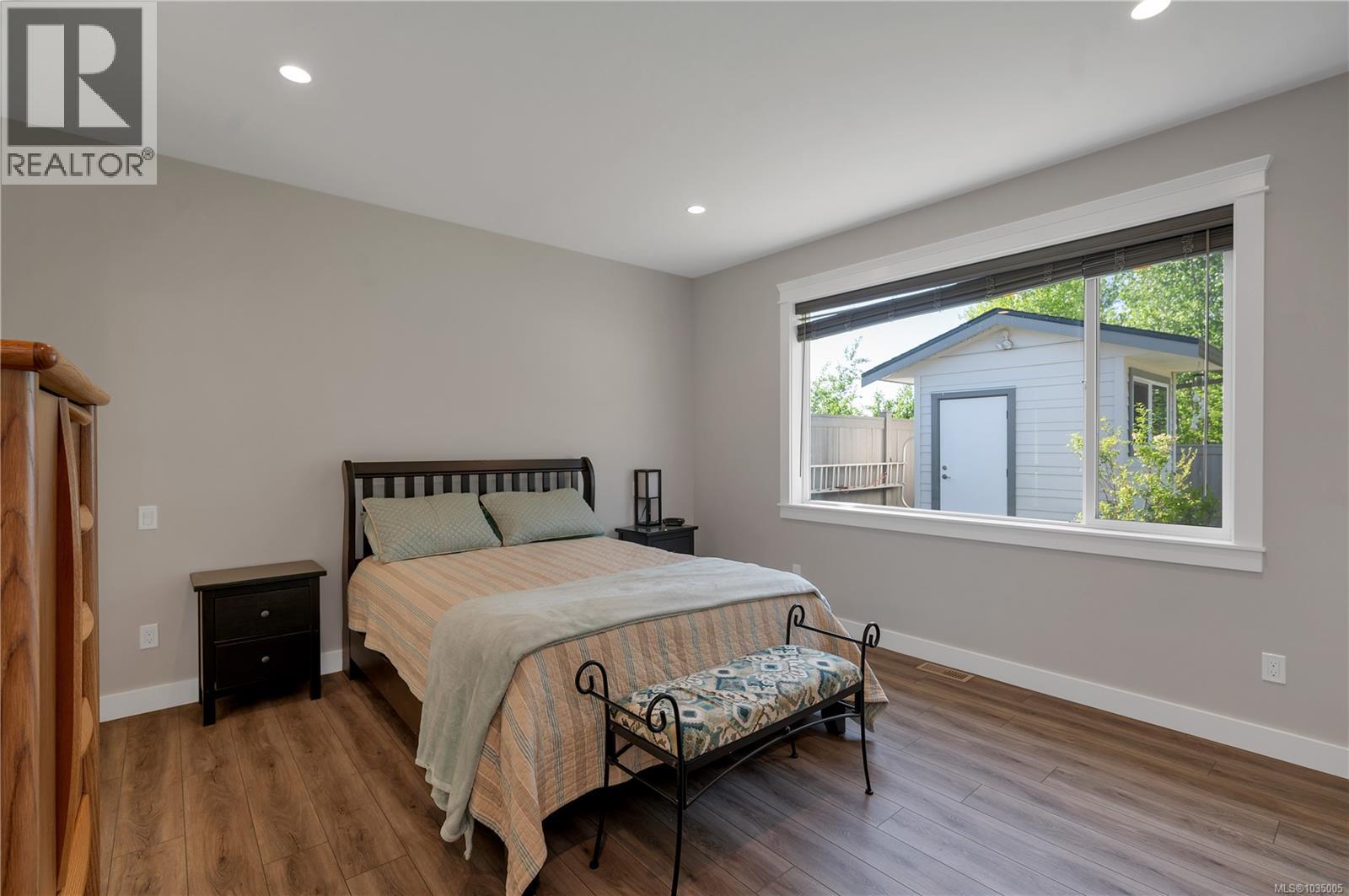 #8 2161 Evergreen Rd - 21