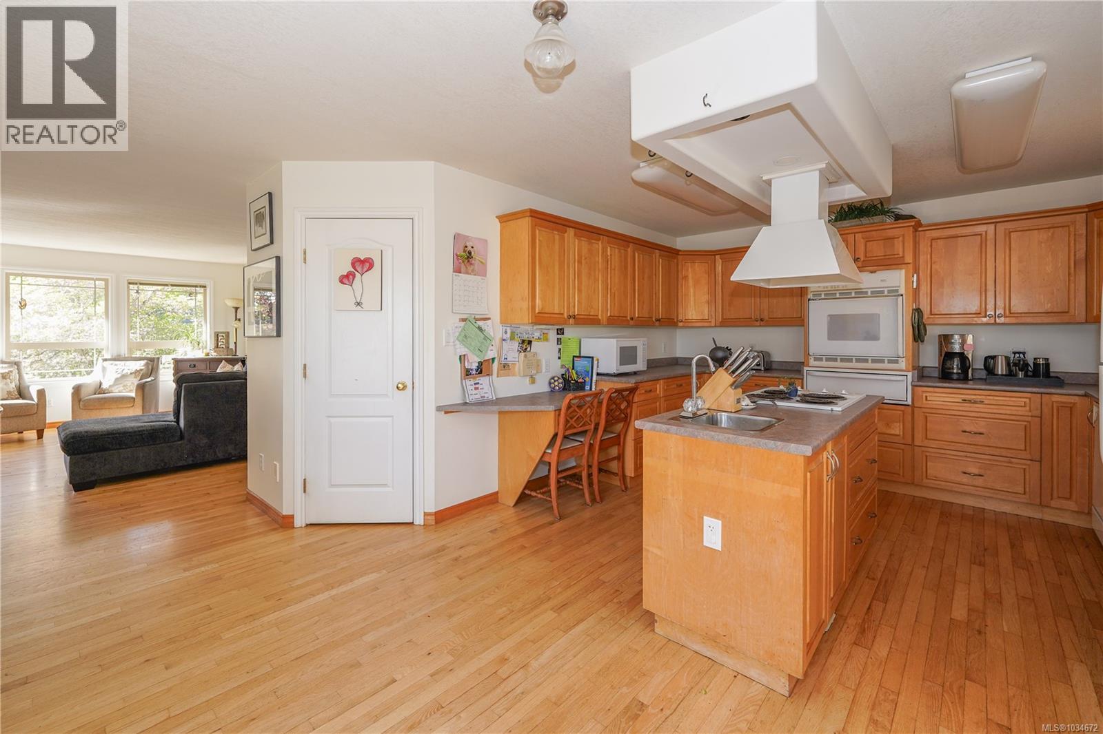 2564 Larkspur Dr - 16