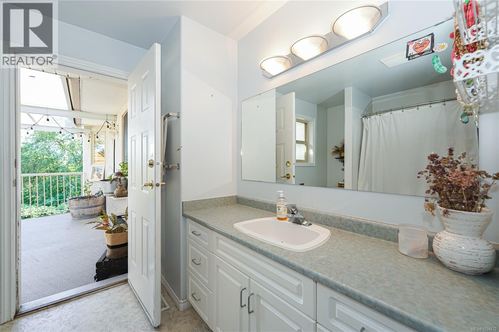 2564 Larkspur Dr - 24
