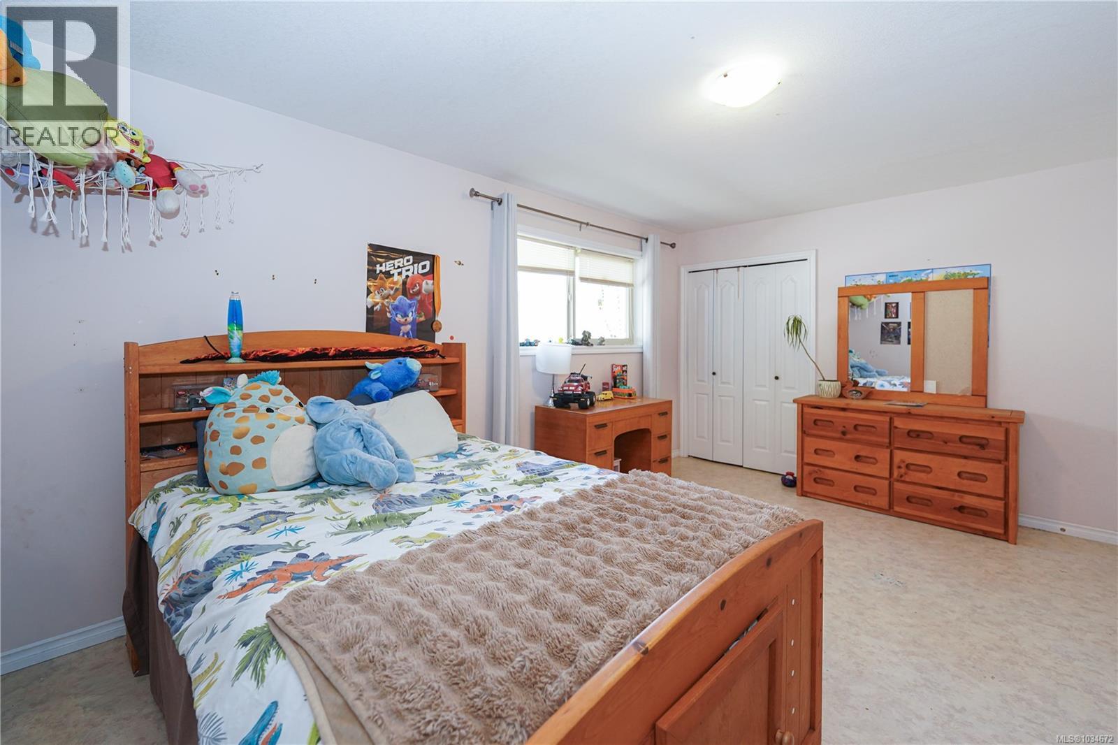 2564 Larkspur Dr - 26