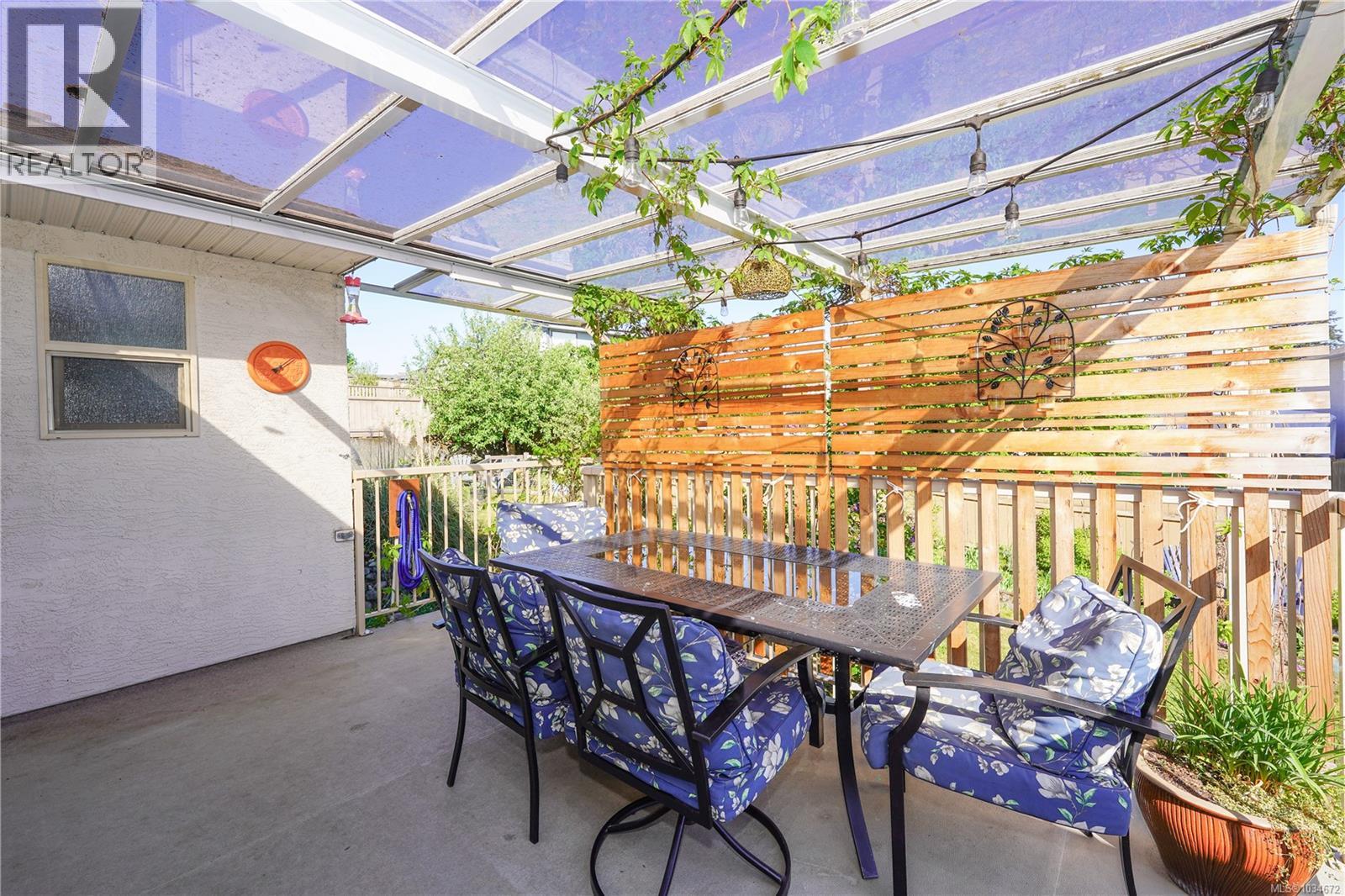 2564 Larkspur Dr - 45