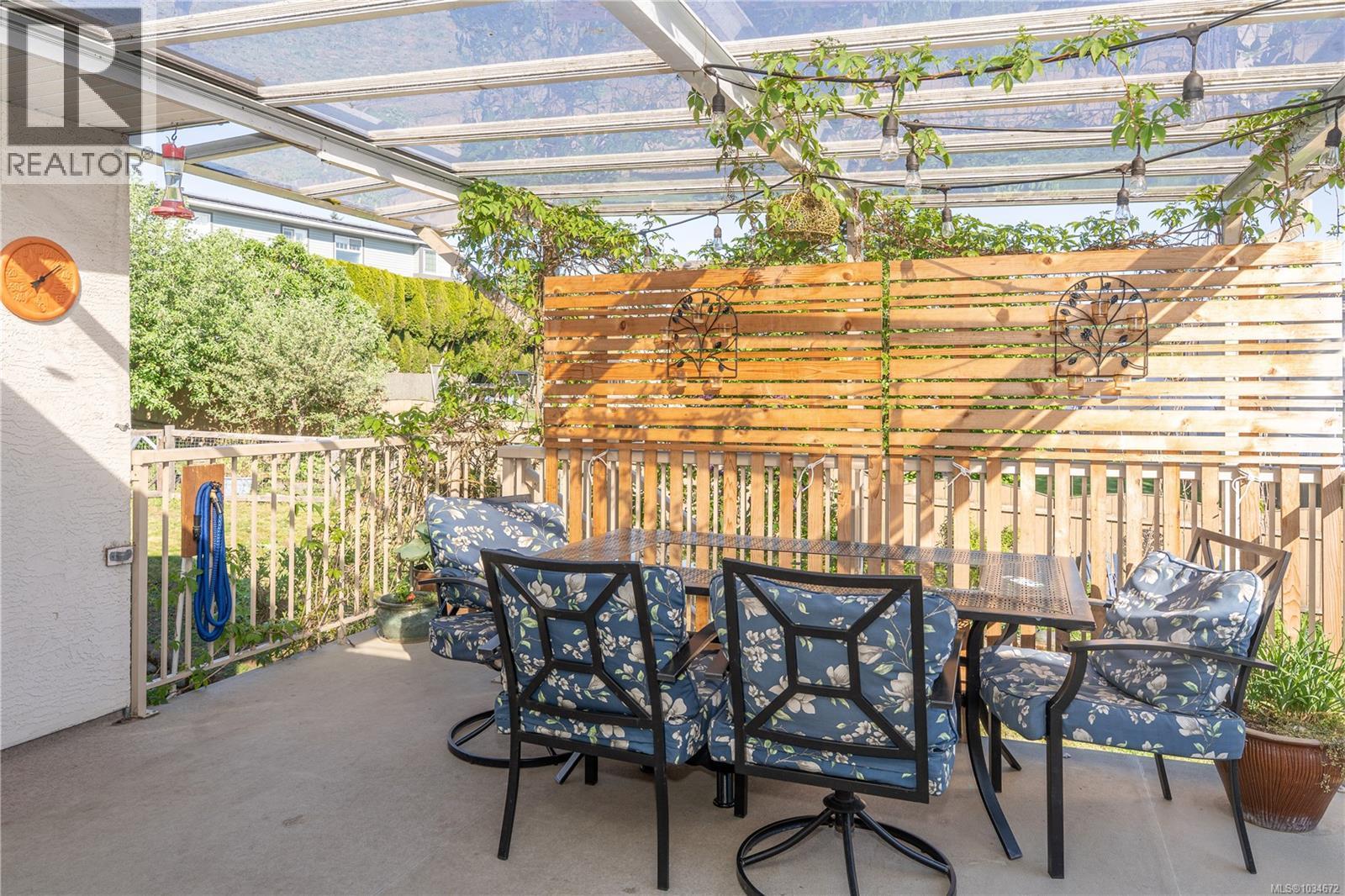 2564 Larkspur Dr - 5