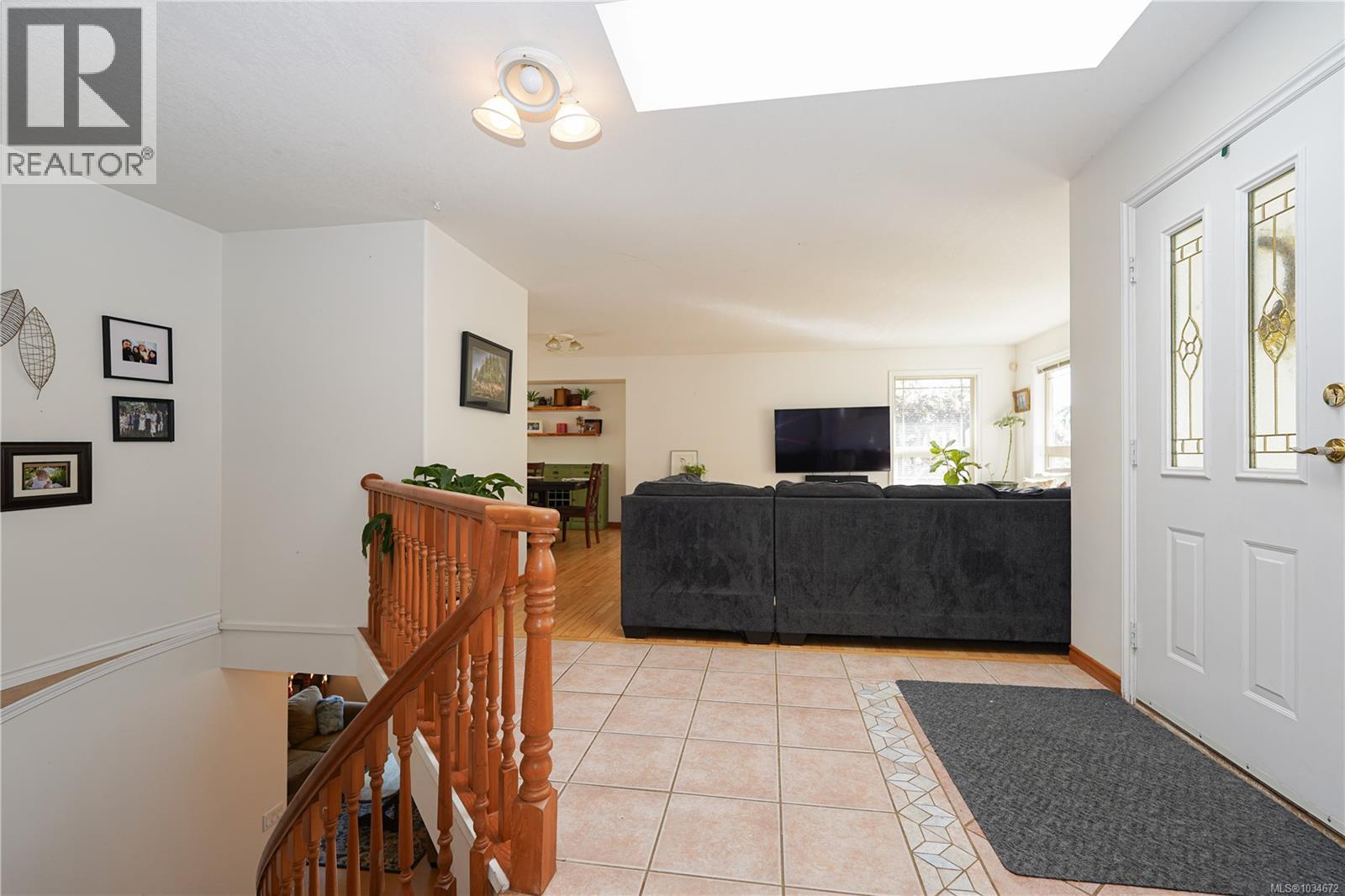 2564 Larkspur Dr - 8