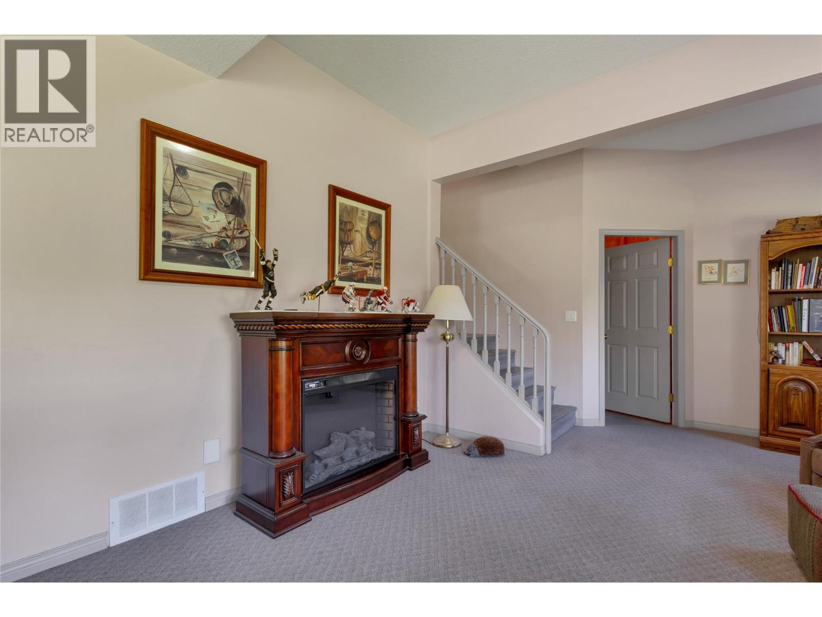 35 Peregrine Way, Vernon
