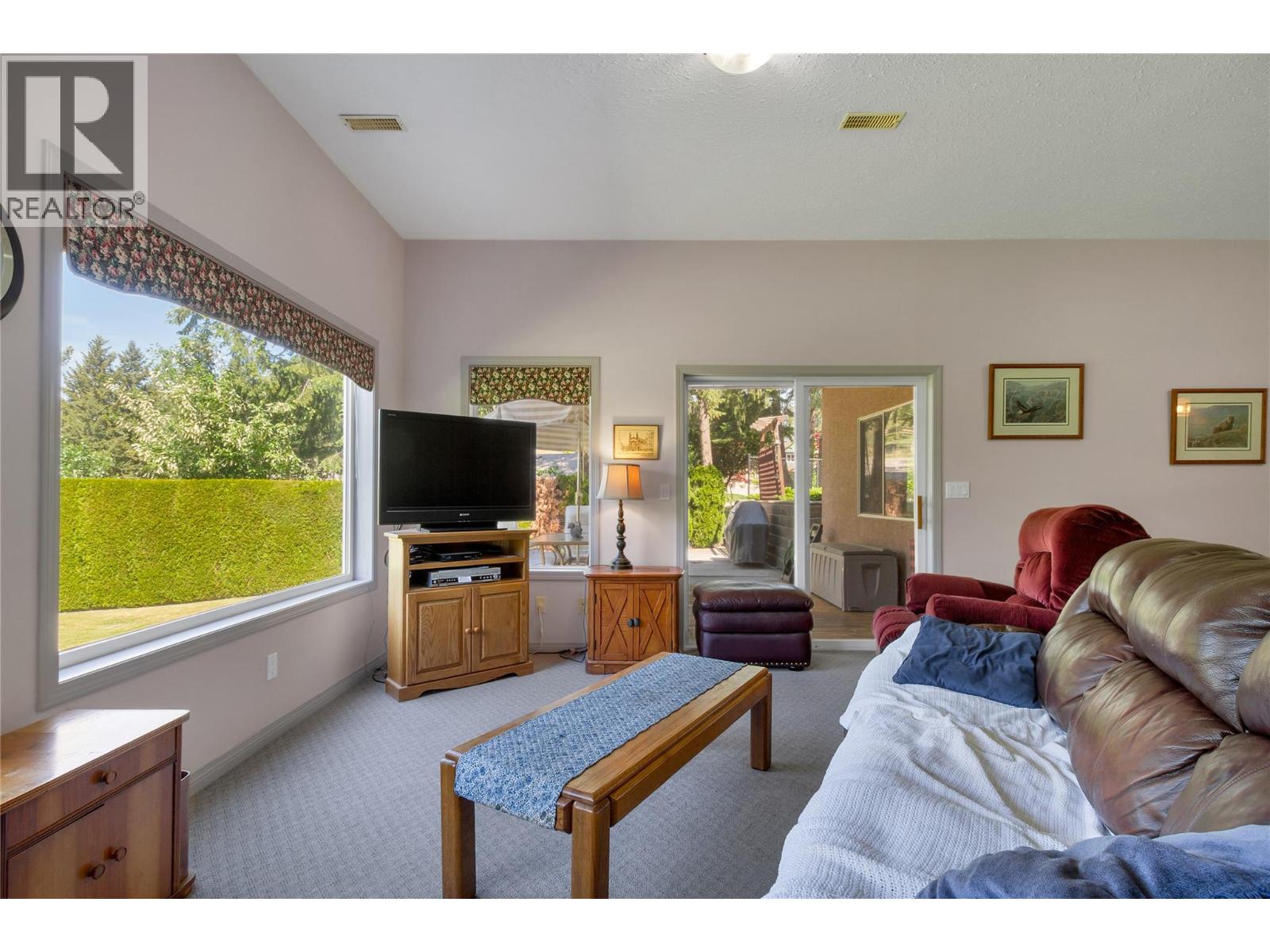 35 Peregrine Way, Vernon