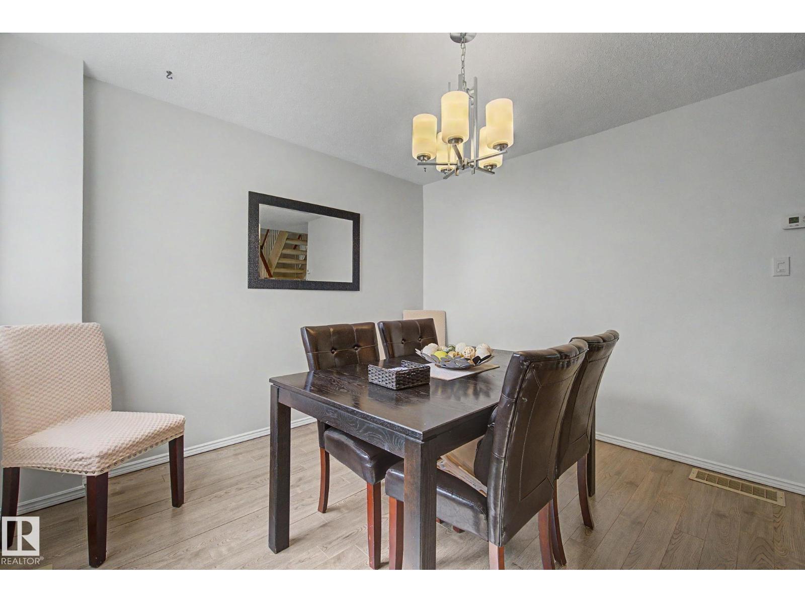 17305 60 AVE NW, Edmonton