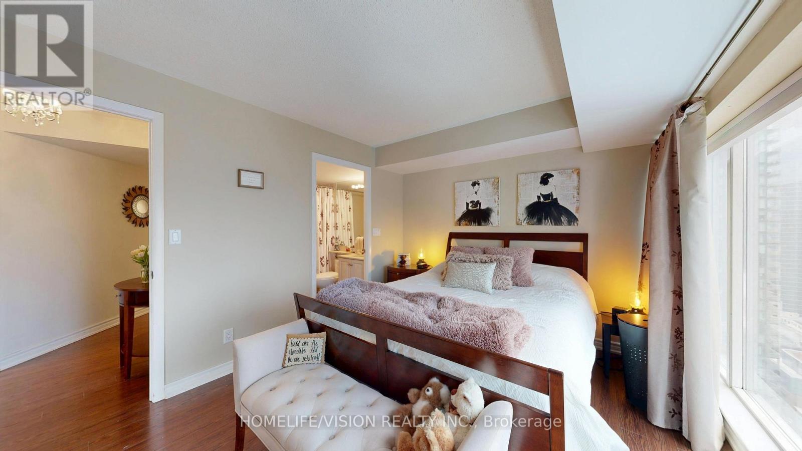 #3311 210 VICTORIA STREET - 4