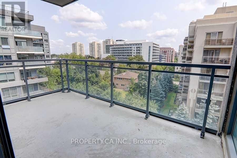 #516 17 KENASTON GARDENS - 21