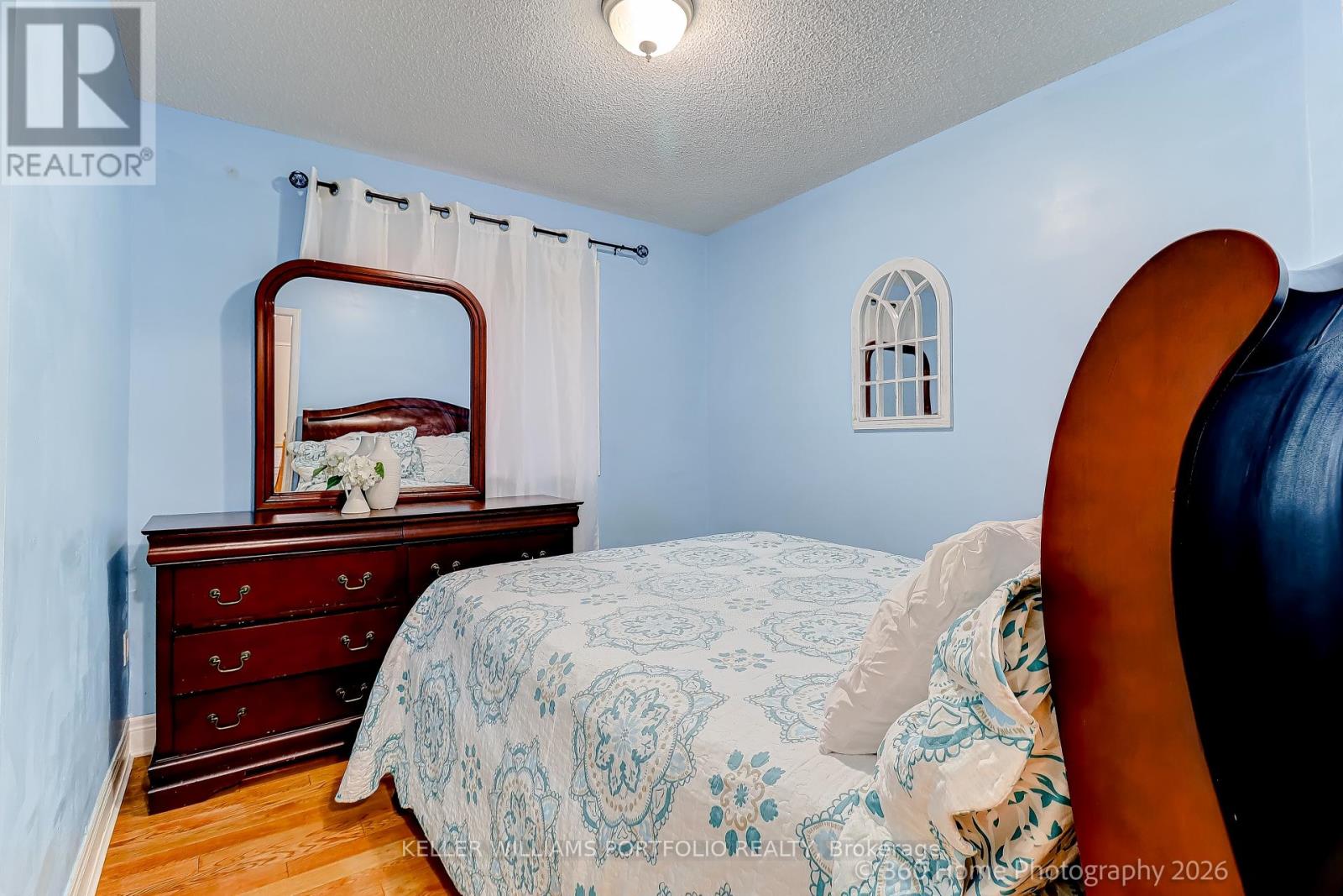 45 OLYMPIA CRESCENT - 14