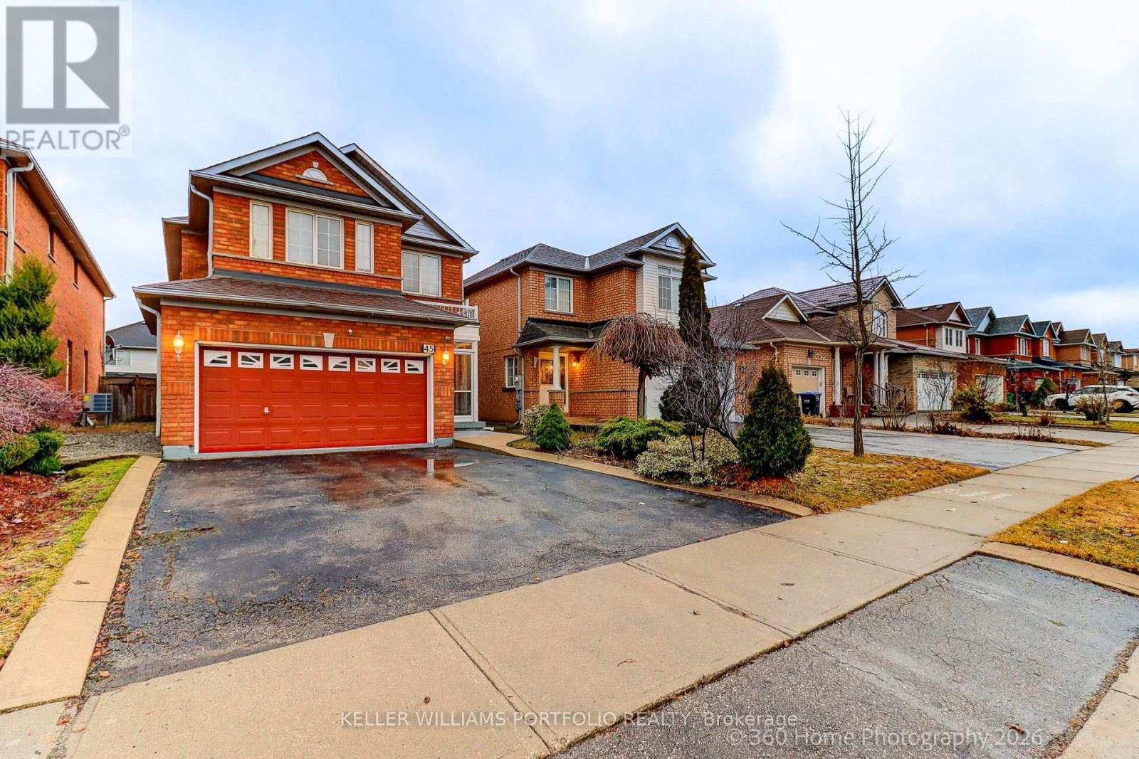 45 OLYMPIA CRESCENT - 1