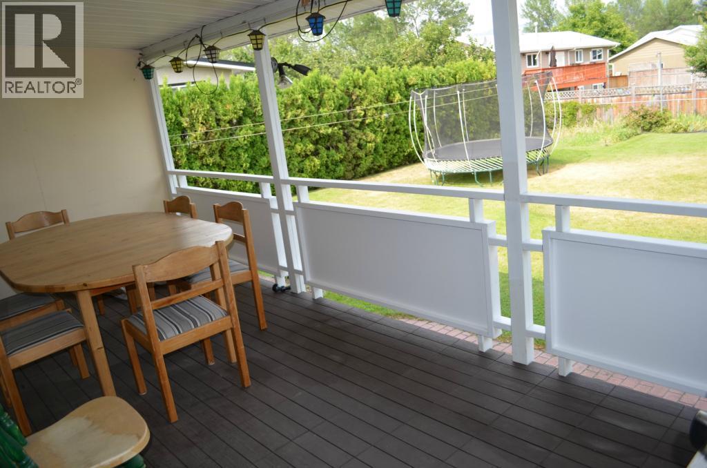 565 Dougall Road S - 7