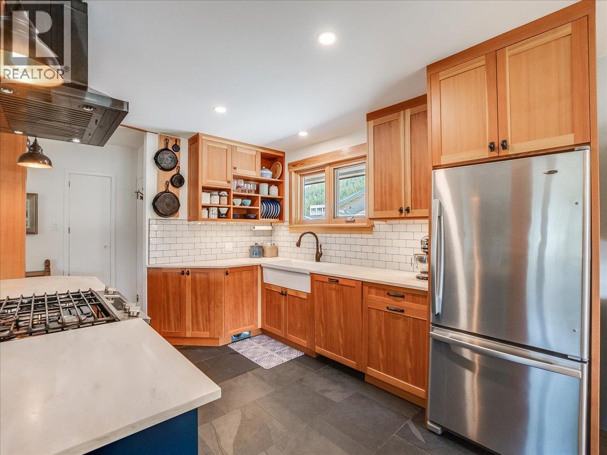 802 Ninth Street - 21