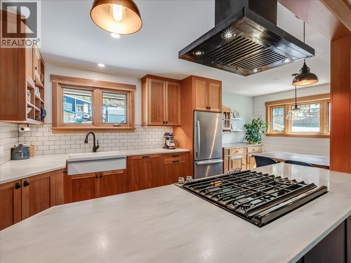 802 Ninth Street - 25