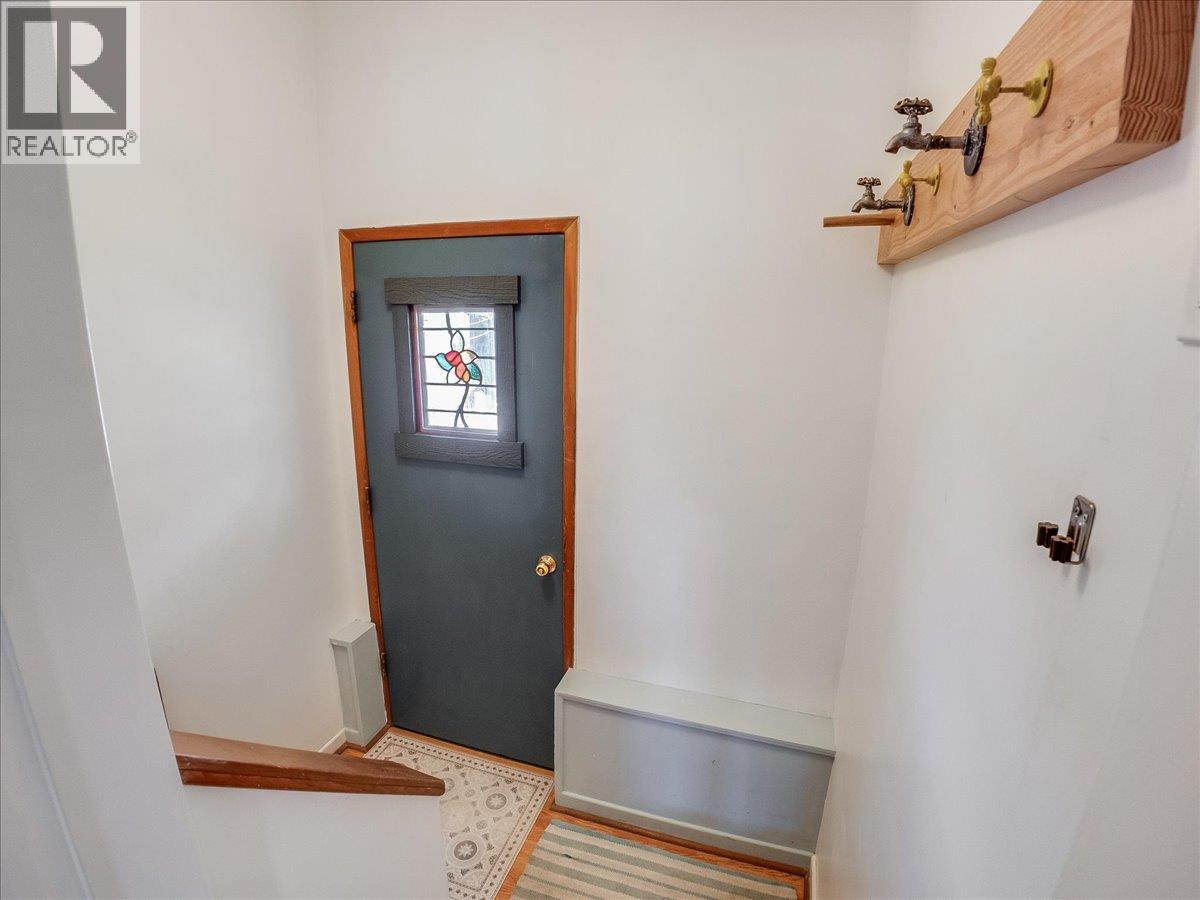 802 Ninth Street - 48