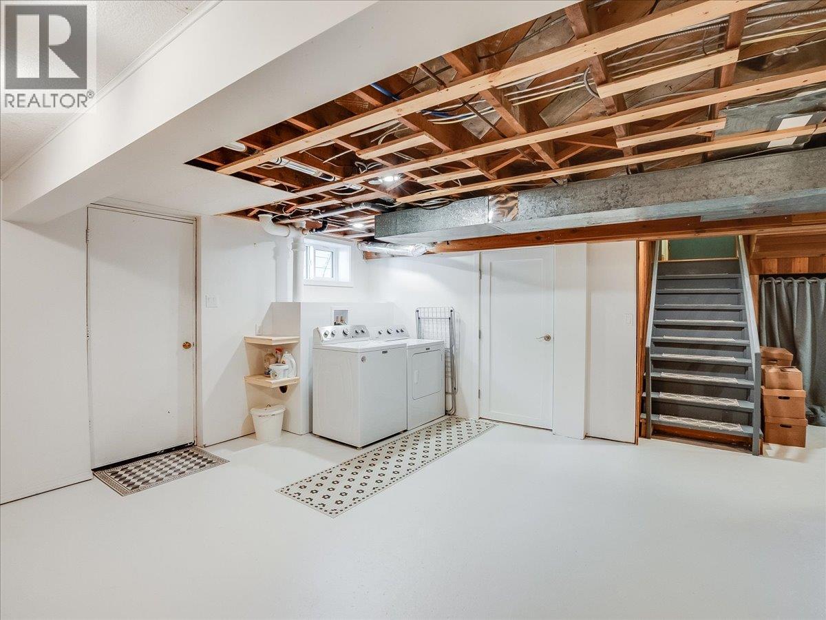 802 Ninth Street - 51