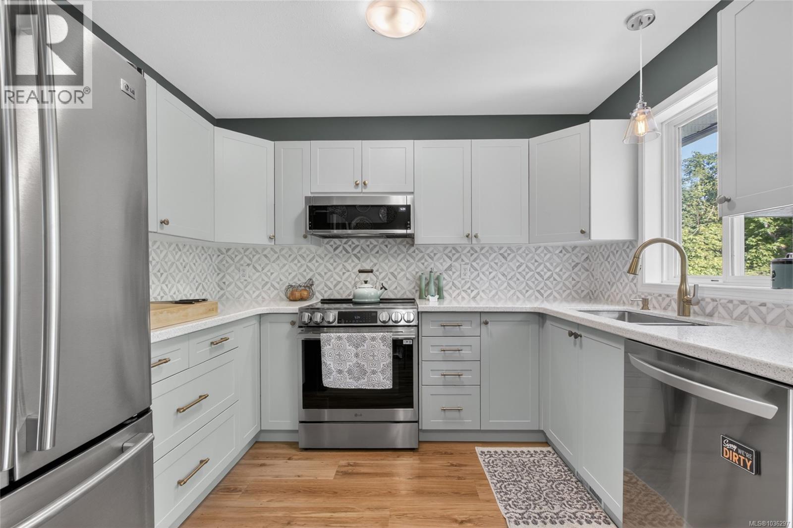 505 ROBERTSON Pl - 10