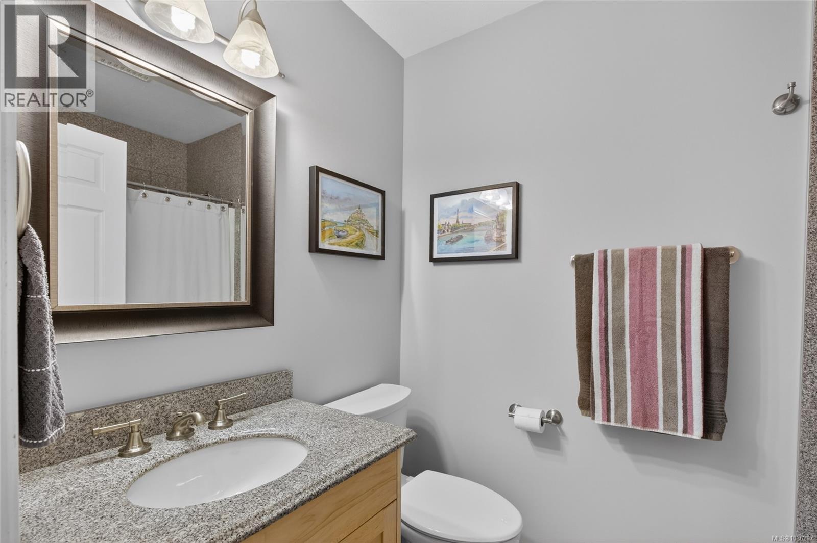 505 ROBERTSON Pl - 33