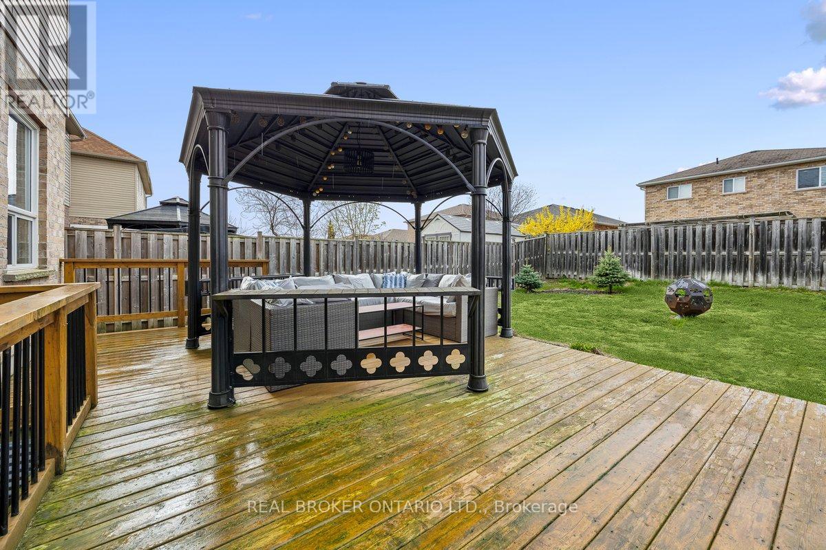 58 STEVENSON STREET - 24