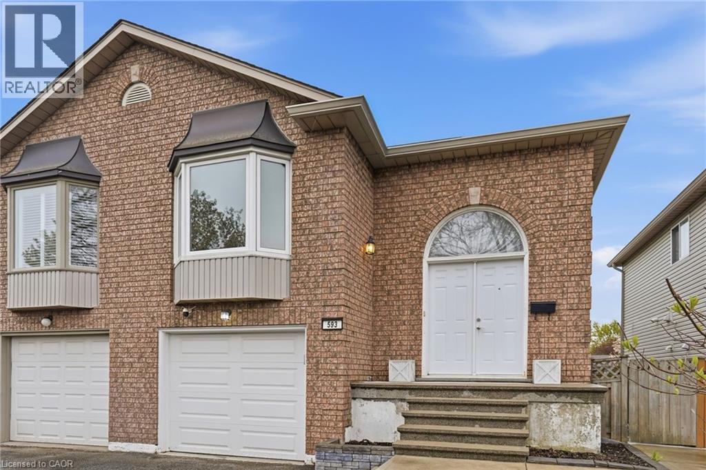 593 GREY Street - 3