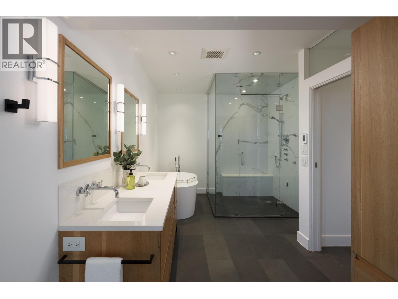3460 ROCKVIEW PLACE, West Vancouver