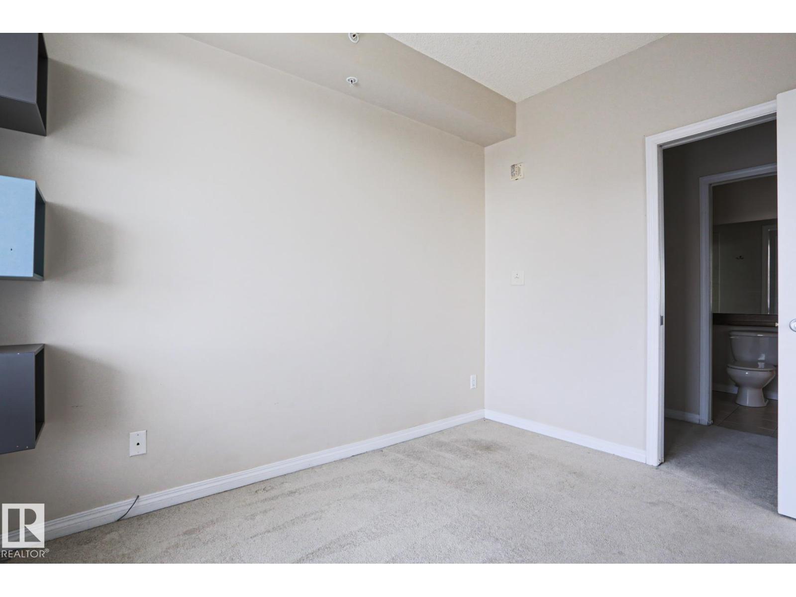 #902 10504 99 AV NW, Edmonton
