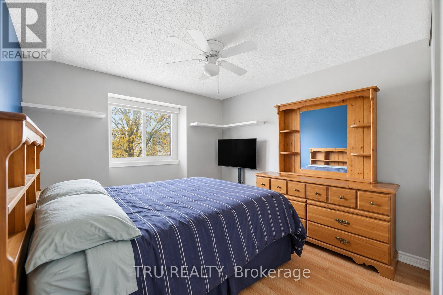 #16 2336 ORIENT PARK DRIVE E - 16